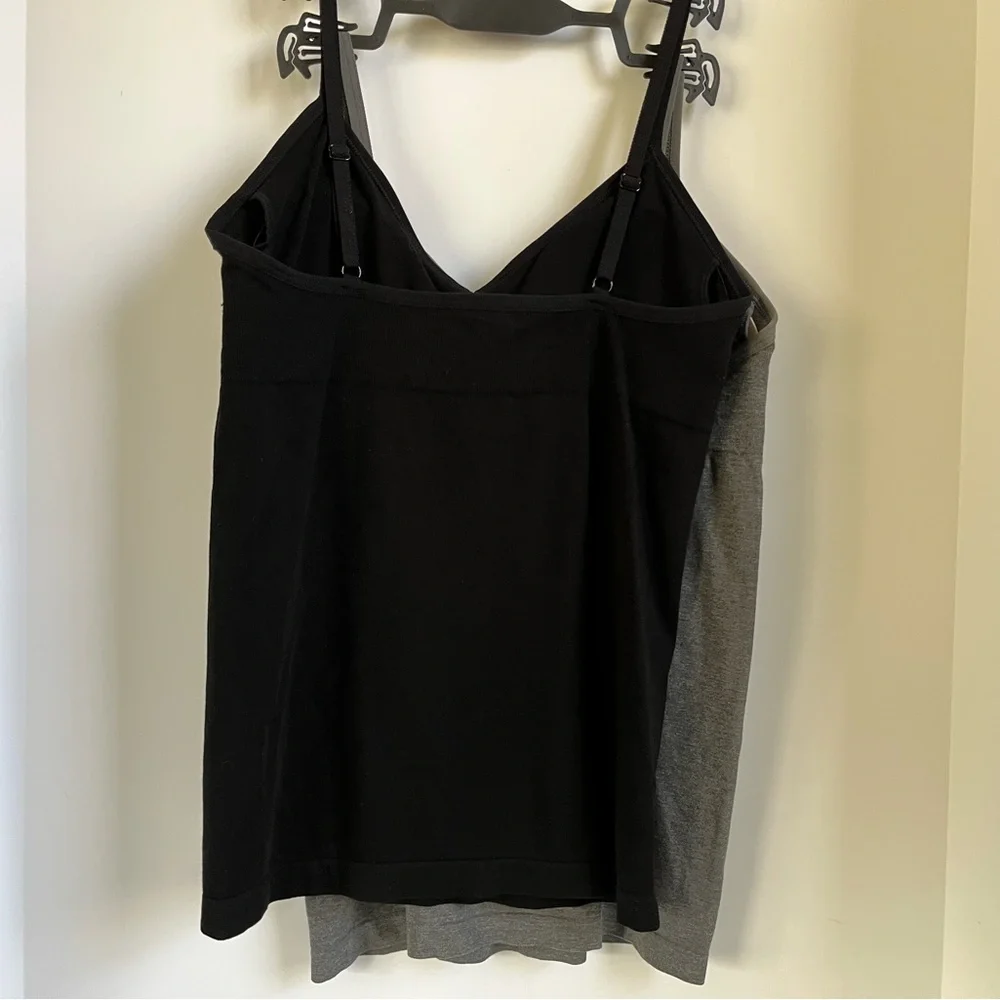 Skinny Girl Stretch Seamless Adjustable Straps Removable Pads Layering Camis 2pc - Picture 4 of 12